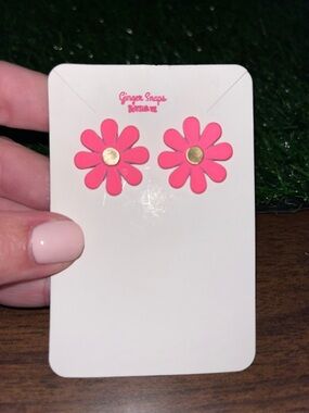 Pink Daisy Stud Earrings